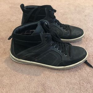 Sz 10 Black Steve Madden Hightops